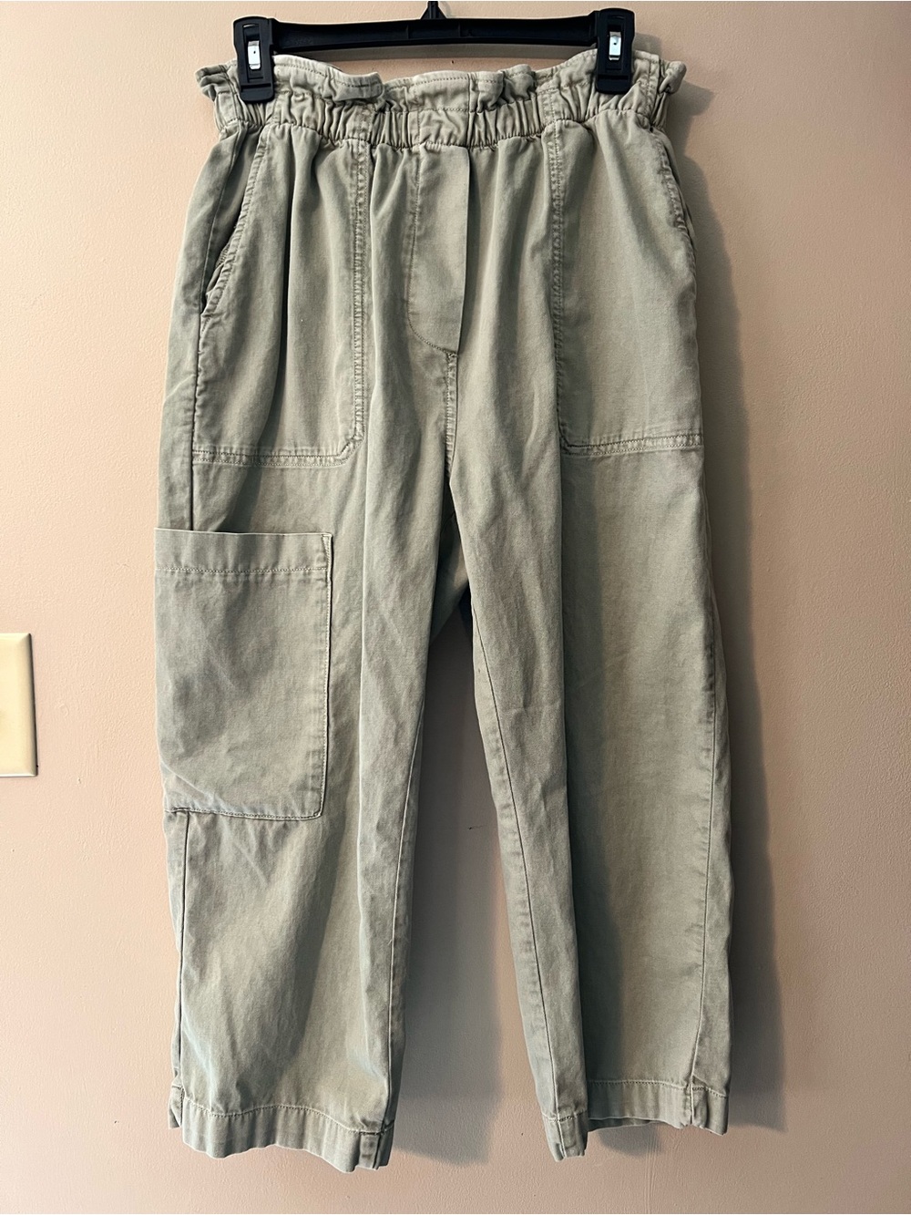 Anthropologie sage green high rise cropped cargo pants with paper bag waist. SP